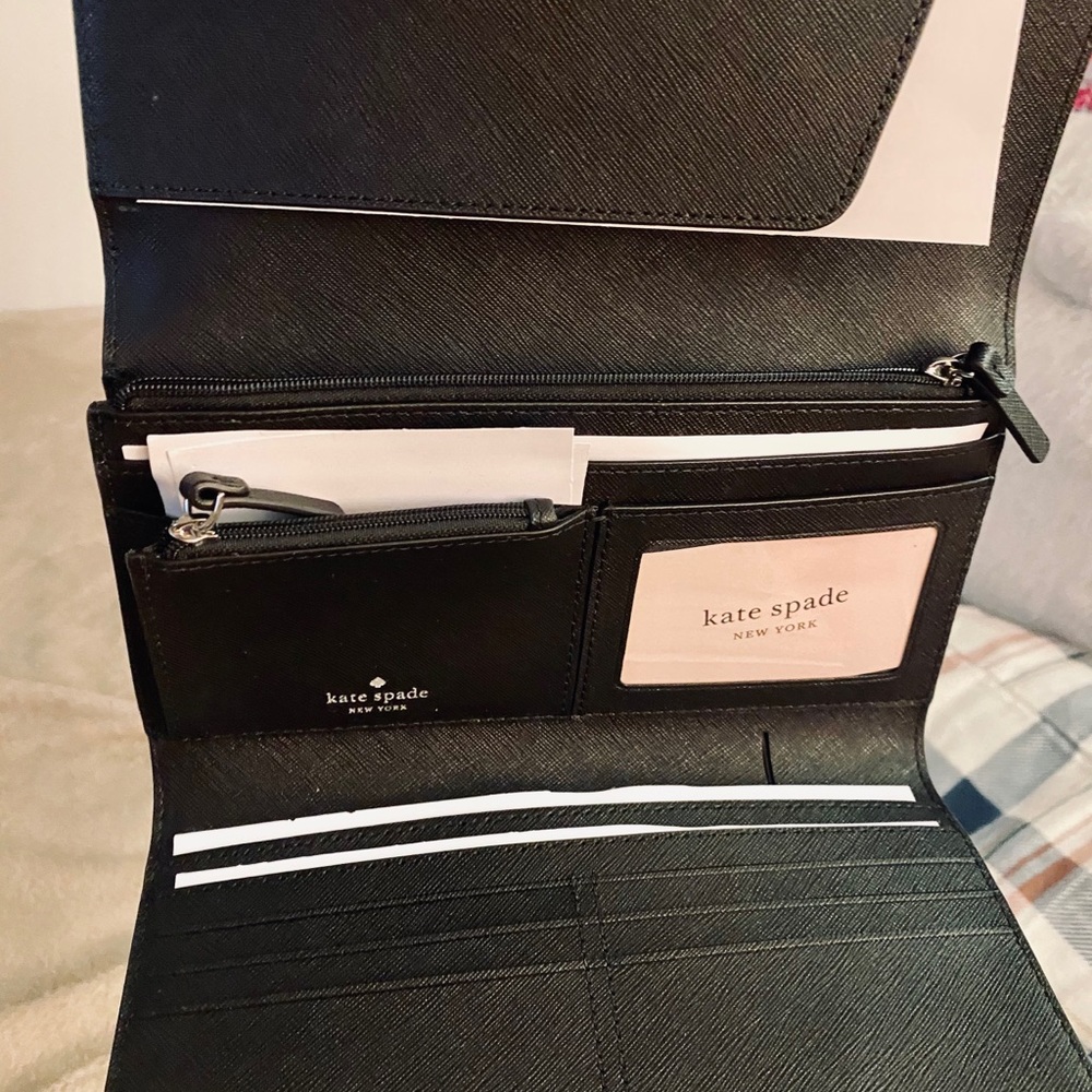 Kate Spade Wallet - Picture 3 of 4